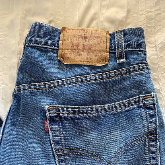 Levi’s 550 denim jeans - Picture 2 of 3